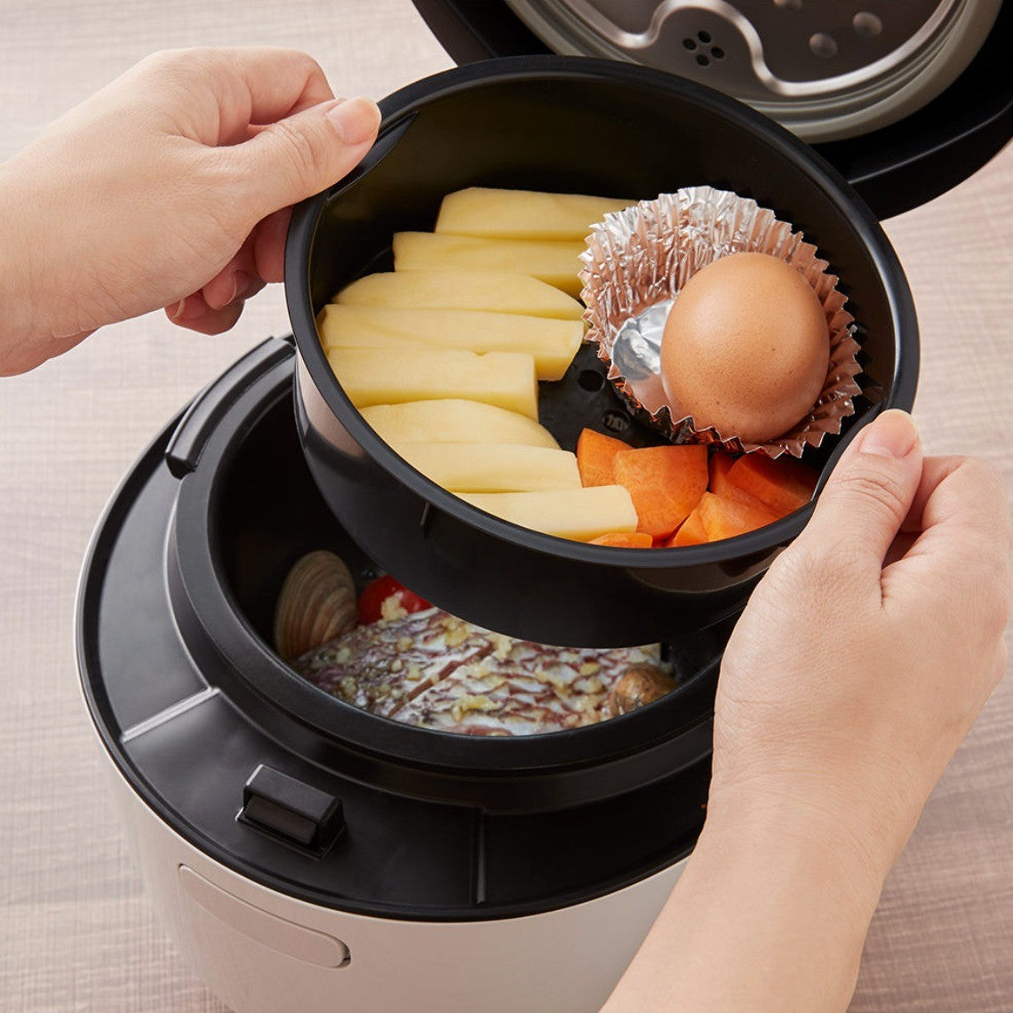 新品 【90%分返金保証付】 シャープ ヘルシオ ホットクック KN-HW10G 1〜2人用 1.0L容量 ホワイト