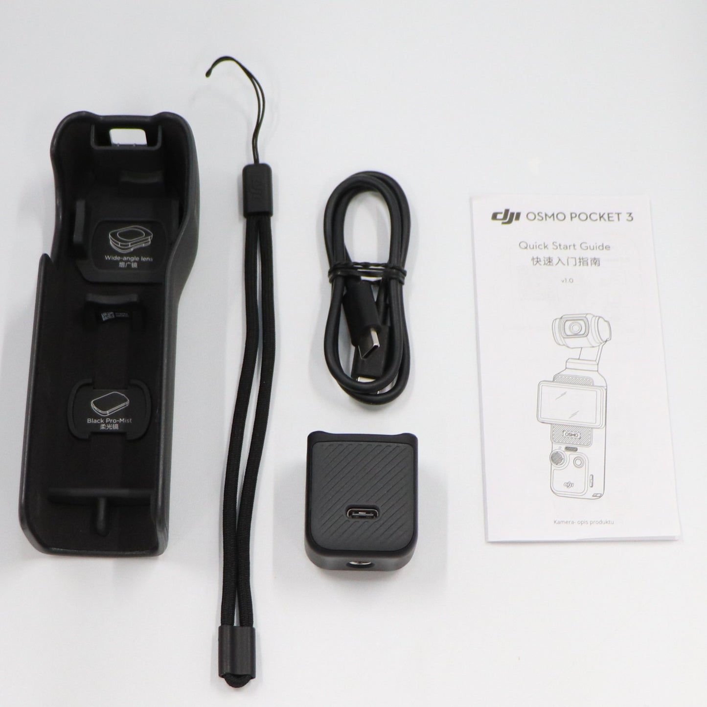 [中古(A)] [標準付属品のみ]DJI Osmo Pocket 3 (オズモポケット3) 3軸スタビライザー搭載 ハンドヘルドカメラ ビデオカメラ [非常に良い]