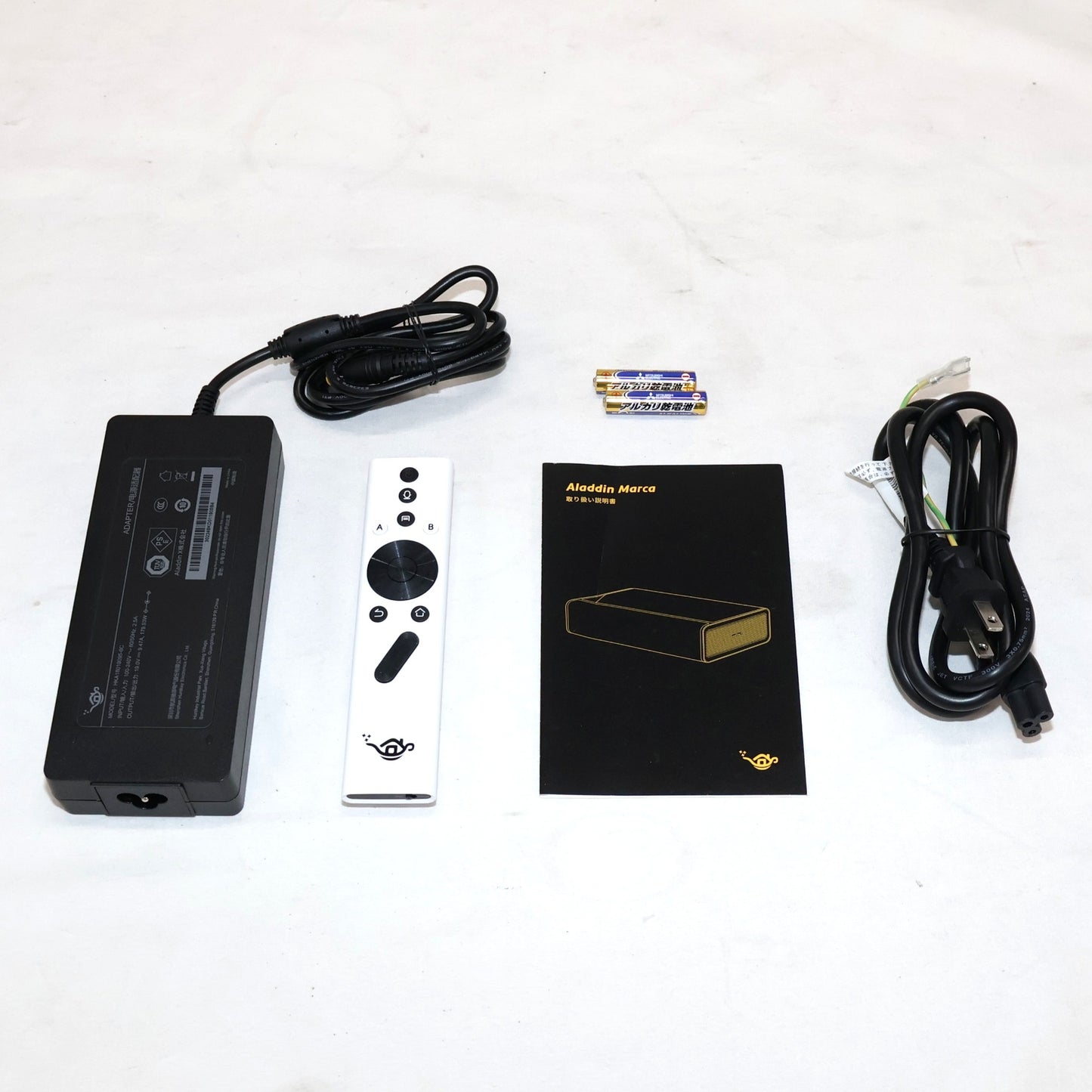Aladdin Marca 超短焦点プロジェクター　gmn-002337   ジャンク品 [難あり(D)]