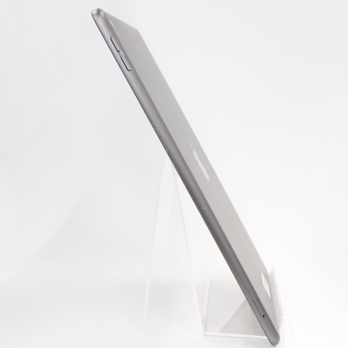 Apple iPad 10.2インチ 第9世代 2021年モデル 64GB Wi-Fi + Cellular　mk473j-a  スペースグレイ 整備済みアウトレット品 [中古(C)]