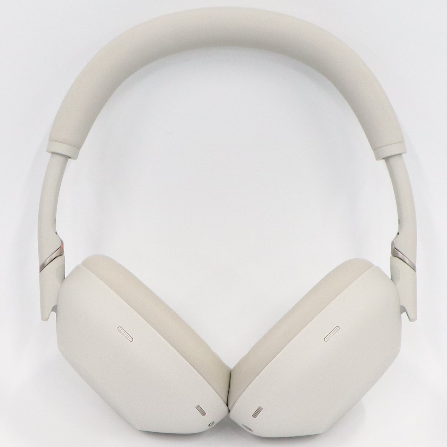 ソニー WH-1000XM6 ワイヤレスノイズキャンセリングヘッドホン wh-1000xm6-p  プラチナシルバー 整備済みアウトレット品 [中古(C)]