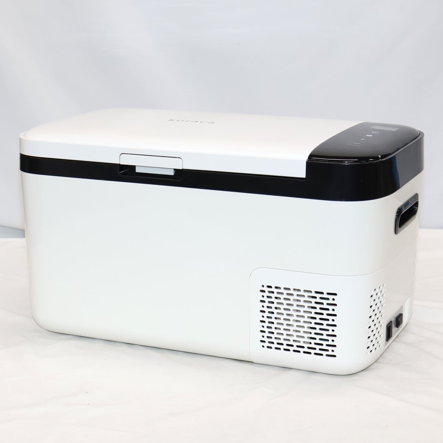 [20L]クラカ(kuraca) ポータブル冷蔵 冷凍庫 KFERA-20-WH　kfera-20-wh  ホワイト 整備済みアウトレット品 [良い(B)]