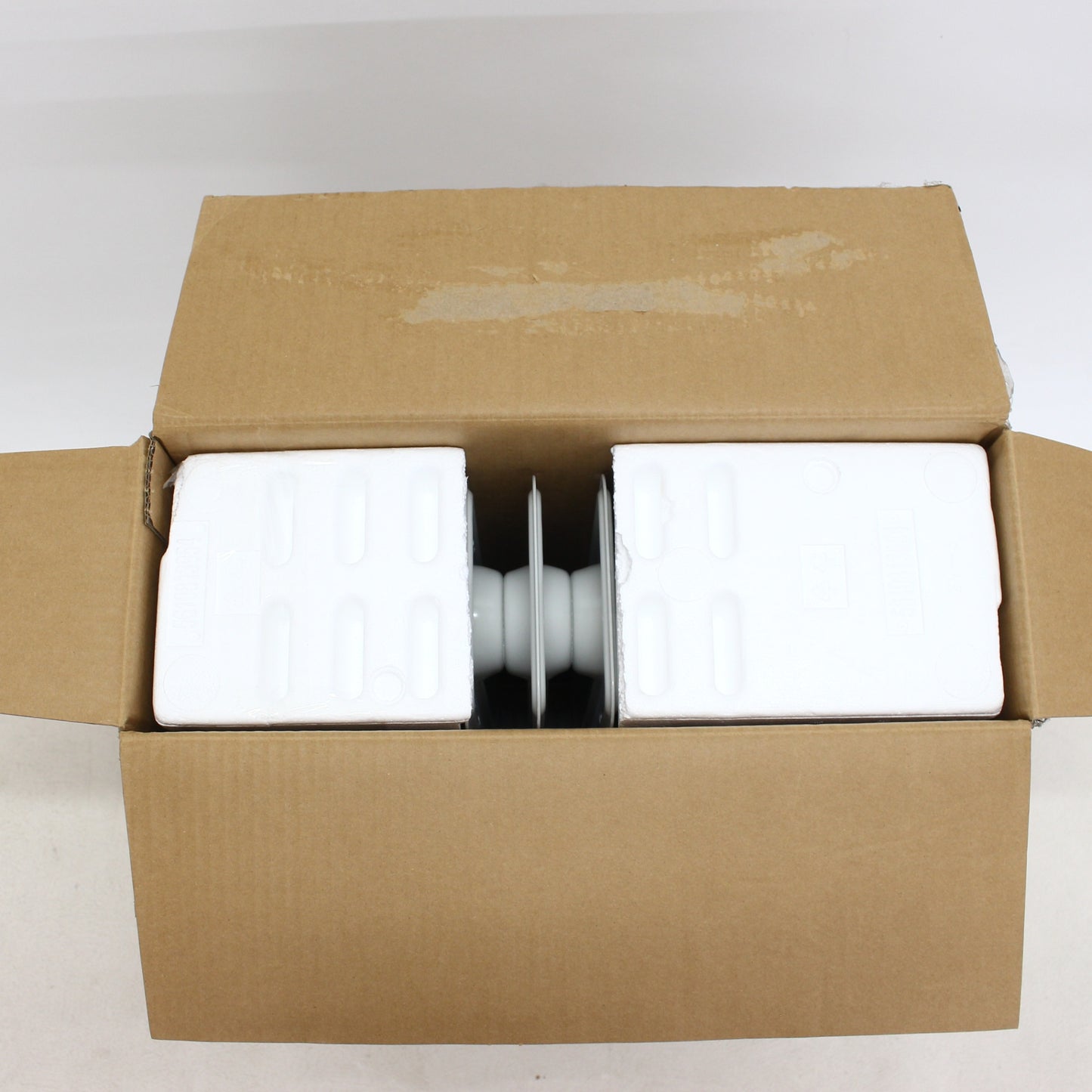 [中古(C)] [2022年発売モデル] デロンギ オイルヒーター with Pet RHJ11G0812-DG (暖房目安 8～10畳) rhj11g0812-dg　[可]