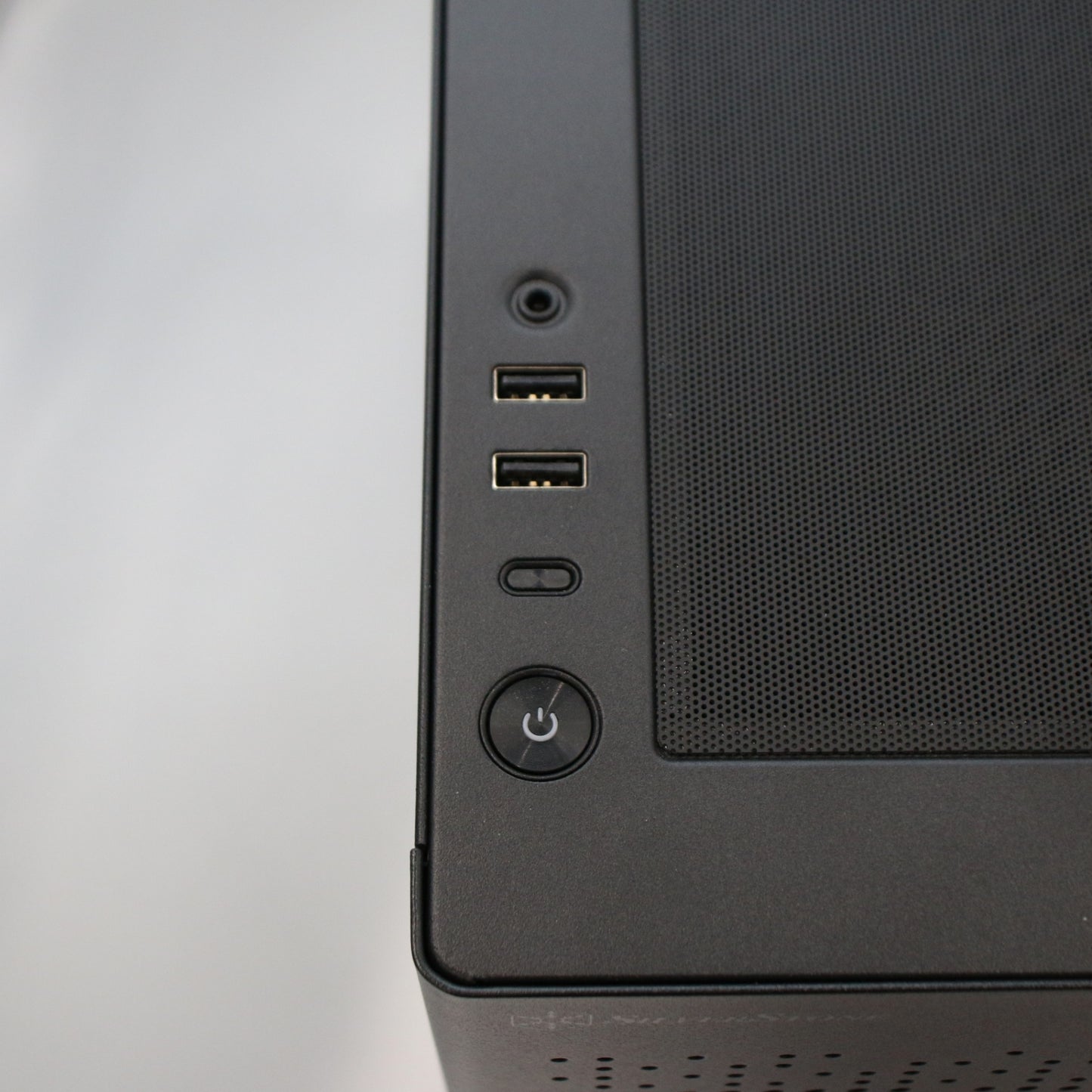 [中古(C)] ブルックテックPC Presence CUBE プレゼンスキューブ デスクトップパソコン presencecube-4060　[可]