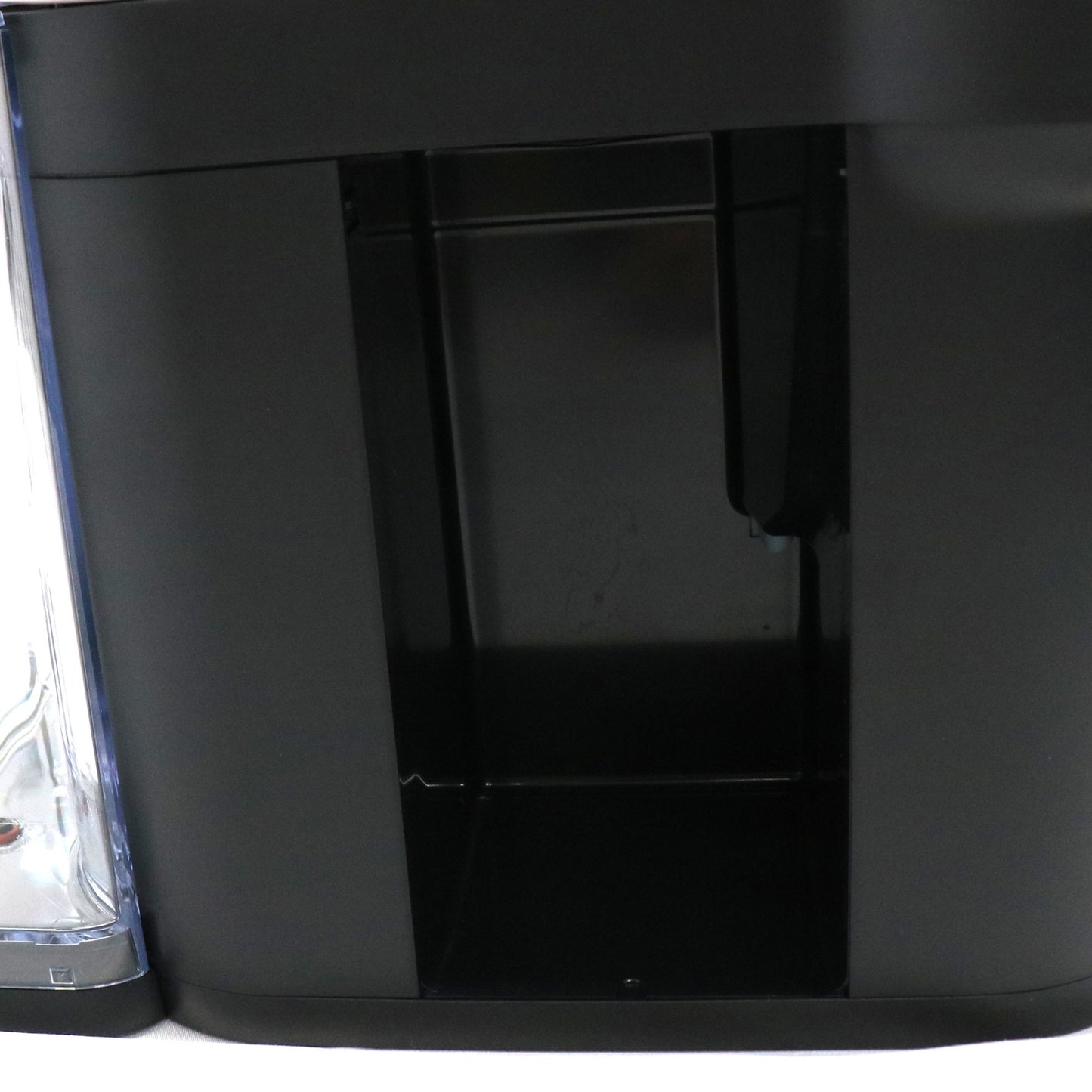 ネスプレッソ「ヴァーチュオ ラティシマ」　gdv5-wh-w  マットホワイト 整備済みアウトレット品 ［未使用(S)
