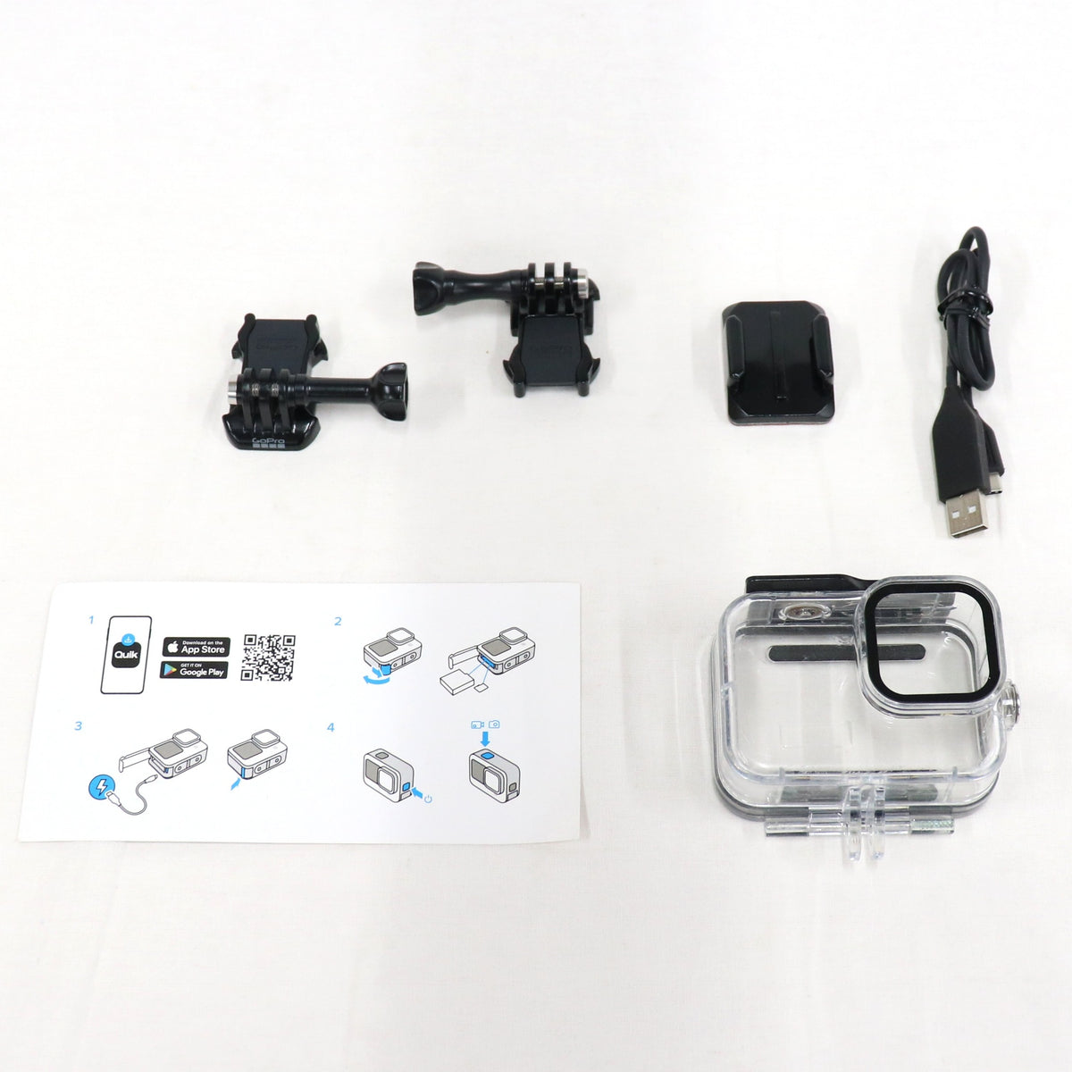 GoPro HERO10 Black(防水ハウジング付き)　hero10-black   整備済みアウトレット品 [中古(C)]