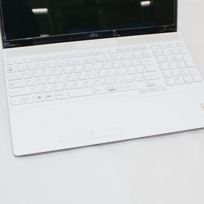 [中古(C)] 【Office非搭載】富士通 ノートPC LIFEBOOK 15.6 型 AH42/E1 256GB（Windows 10 Home 64bit）　fmva42e1w1 fmva42e1w1　[可]