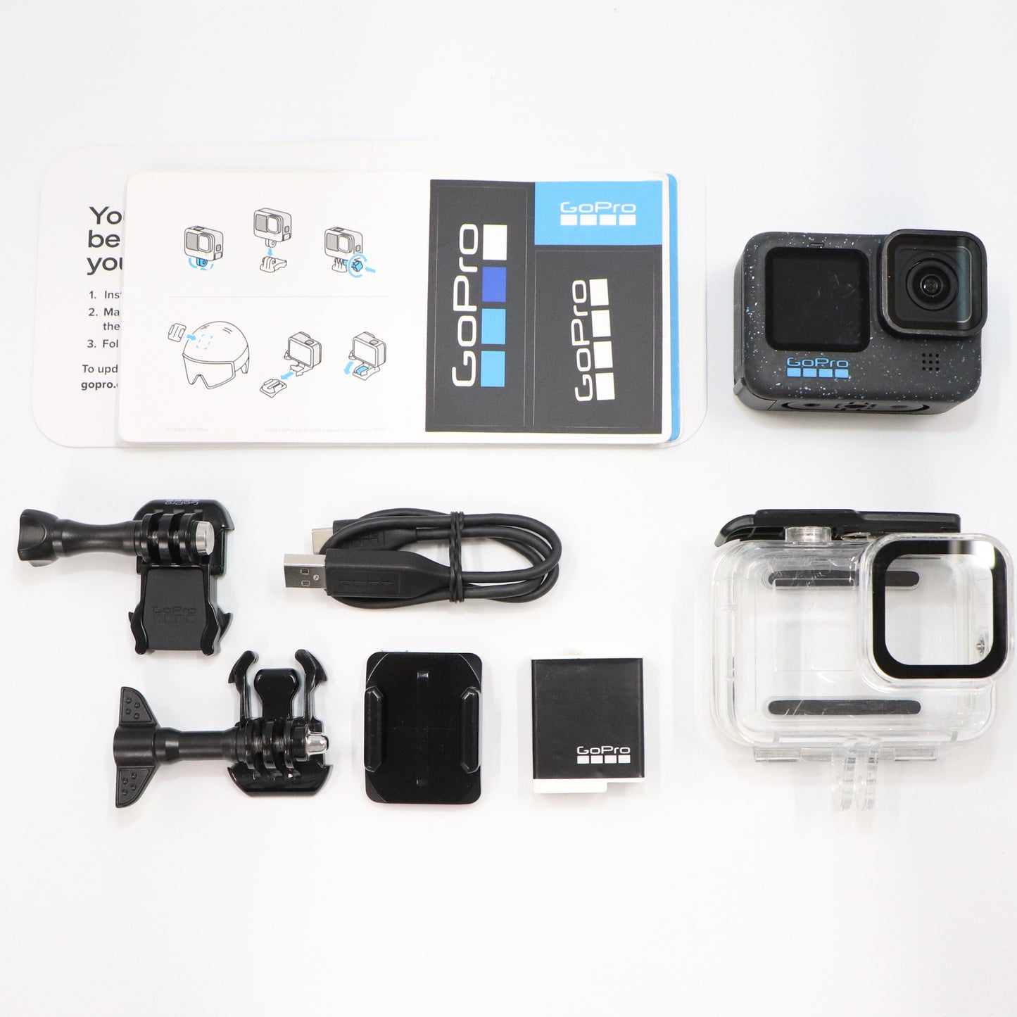 GoPro HERO12 Black(防水ハウジング付き)　hero12-black   整備済みアウトレット品 [中古(C)]