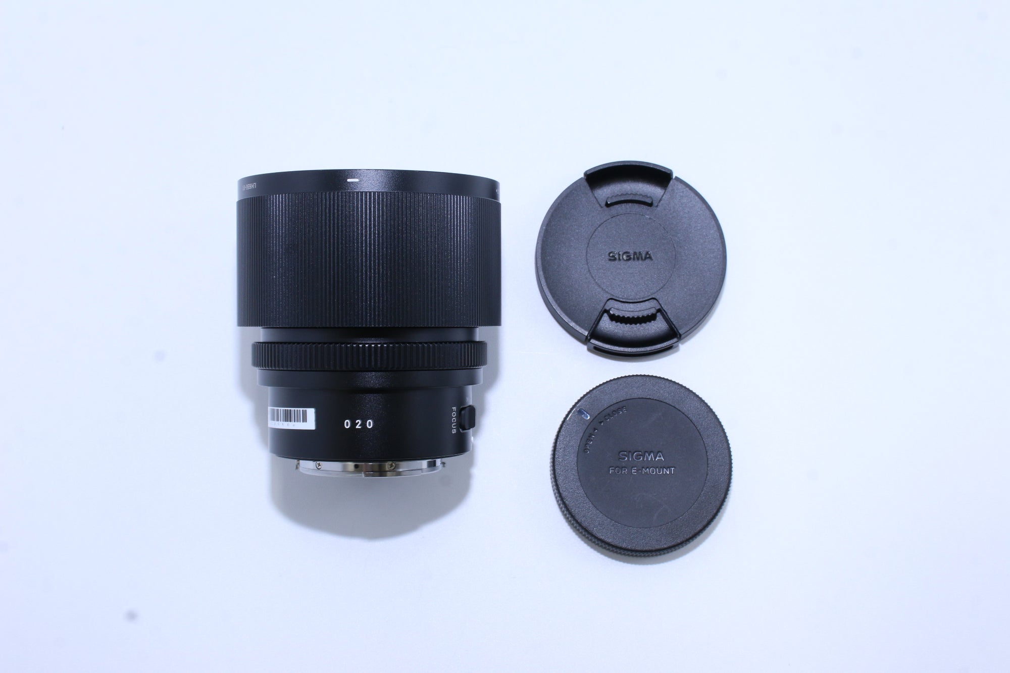 [中古(A)] シグマ 65mm F2 DG DN Contemporary 単焦点レンズ (SONY Eマウント用) 353650  sigma-65mm-f2-dg-dn-e[非常に良い]