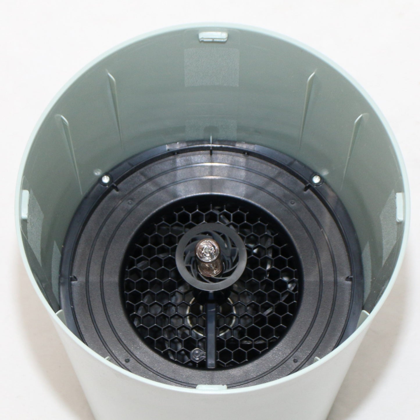 [中古(C)] Electrolux（エレクトロラックス） UV空気清浄機Flow A3 FA31-203(〜約15畳) fa31-203-g ノルディックグリーンfa31-203-g　[可]