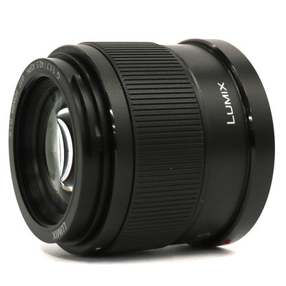 パナソニック LUMIX G 42.5mm/F1.7 ASPH./POWER O.I.S. H-HS043-K 単焦点レンズ ブラック h-hs043-k   整備済みアウトレット品 [中古(C)]