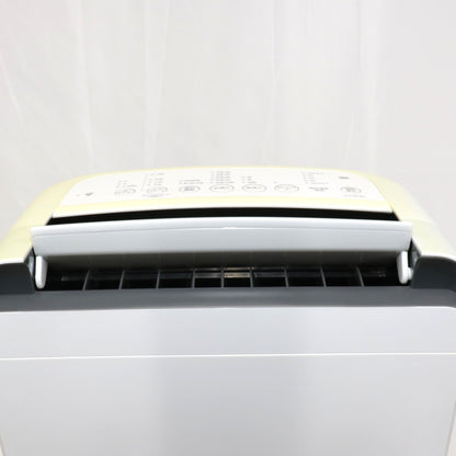 [中古(C)] シャープ コンプレッサー方式 衣類乾燥除湿機 プラズマクラスター7000 CV-R120-W ホワイト系(木造〜14畳 / 鉄筋〜30畳)　cv-r120-w cv-r120-w　[可]