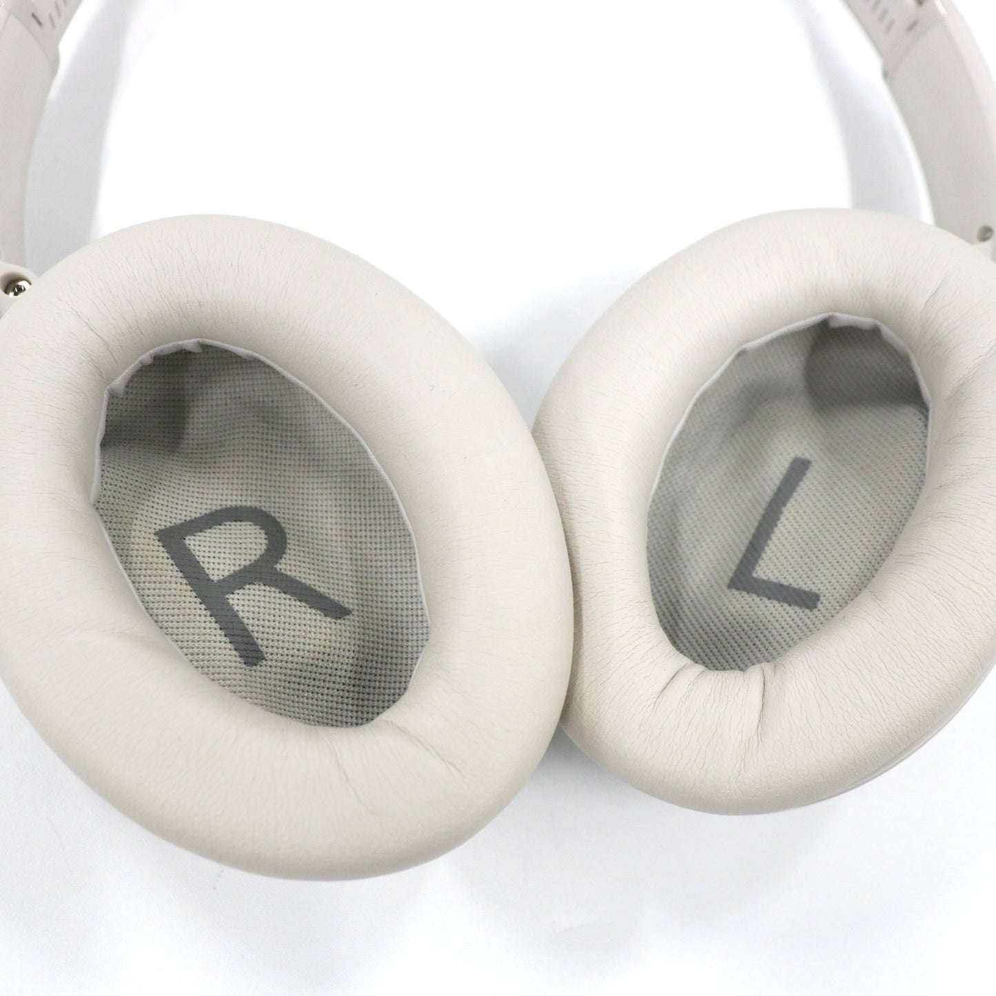 [中古(C)] Bose QuietComfort Headphones ワイヤレスヘッドホン qc-headphones-w ホワイトスモークホワイトスモーク　[可]