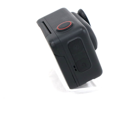 Insta360 GO 3S アクションカメラ(64GB) ミニ見えない自撮り棒＋三脚セット insta360-go-3s-bk  ミッドナイトブラック 整備済みアウトレット品 [良い(B)]