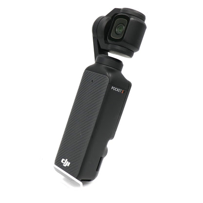 [中古(C)] DJI Osmo Pocket 3 Creator Combo 3軸スタビライザー搭載 ポケットジンバルカメラ　osmopocket-3-combo  [可]