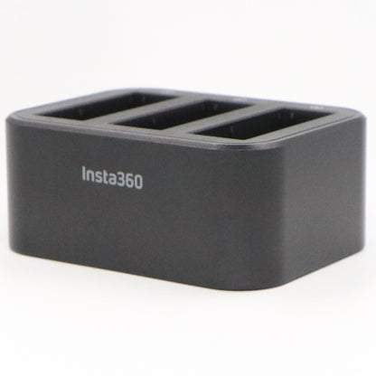 Insta360 Aceシリーズ用急速充電ハブ(ハブのみ) ace-pro-2-fast-charge-hub   整備済みアウトレット品 [良い(B)]