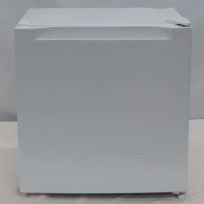 [中古(C)] [31L][右開き]アイリスオーヤマ 冷蔵庫 冷凍庫 1ドア PF-A31FD pf-a31fd-w ホワイト [可]