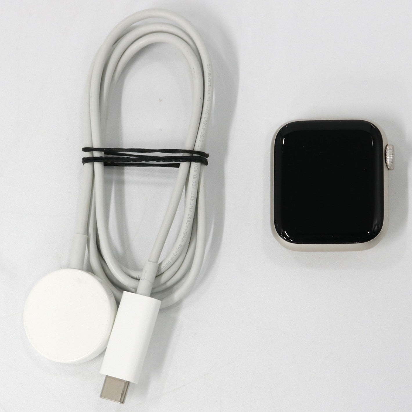 Apple Watch SE(第2世代) GPS 40mm（GPSタイプ） a2722-sr  スターライト 整備済みアウトレット品 [中古(A)]