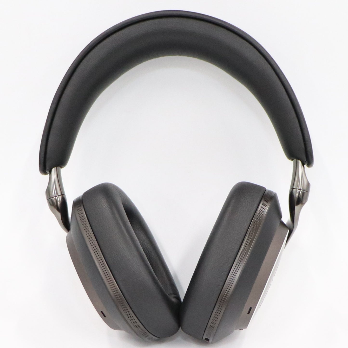 [中古(C)] Bowers & Wilkins Px8 S2 ノイズキャンセリングワイヤレスヘッドホン オニキスブラックp8-s2-bk　[可]