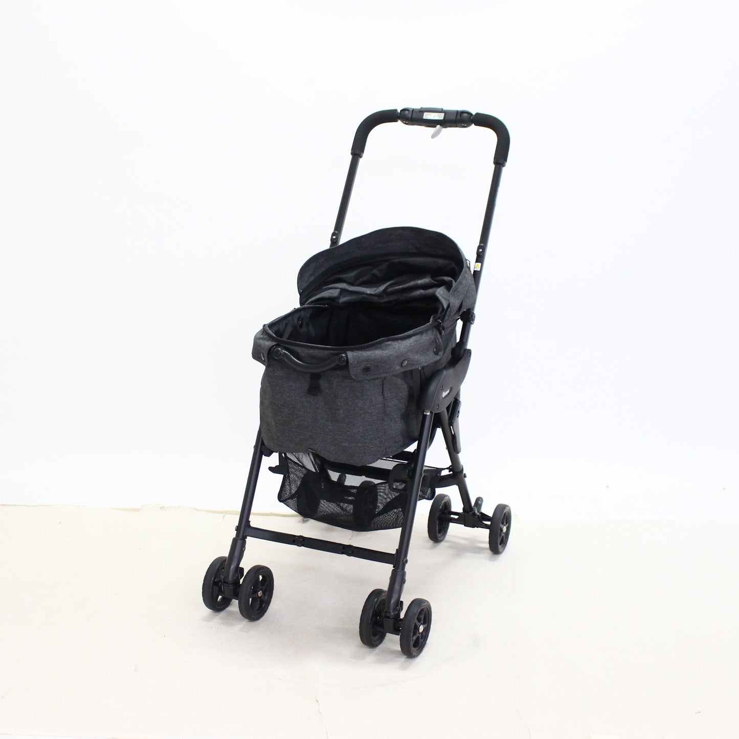 [中古(C)] コンビ ペット用カート ミリミリライト アルファ ブラック 4972990157766　[可]