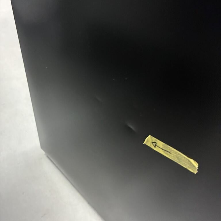 【特殊配送】[121L][一人暮らし向け][右開き]ツインバード HR-GJ12B 冷凍冷蔵庫 ブラック　hr-gj12b  ブラック 整備済みアウトレット品 [中古(C)]