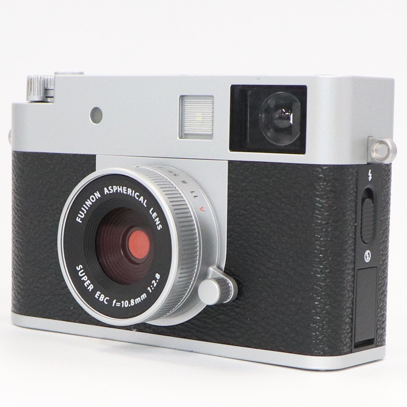 富士フイルム X half X-HF1 コンパクトデジタルカメラ x-half-sv  シルバー 整備済みアウトレット品 [中古(A)]
