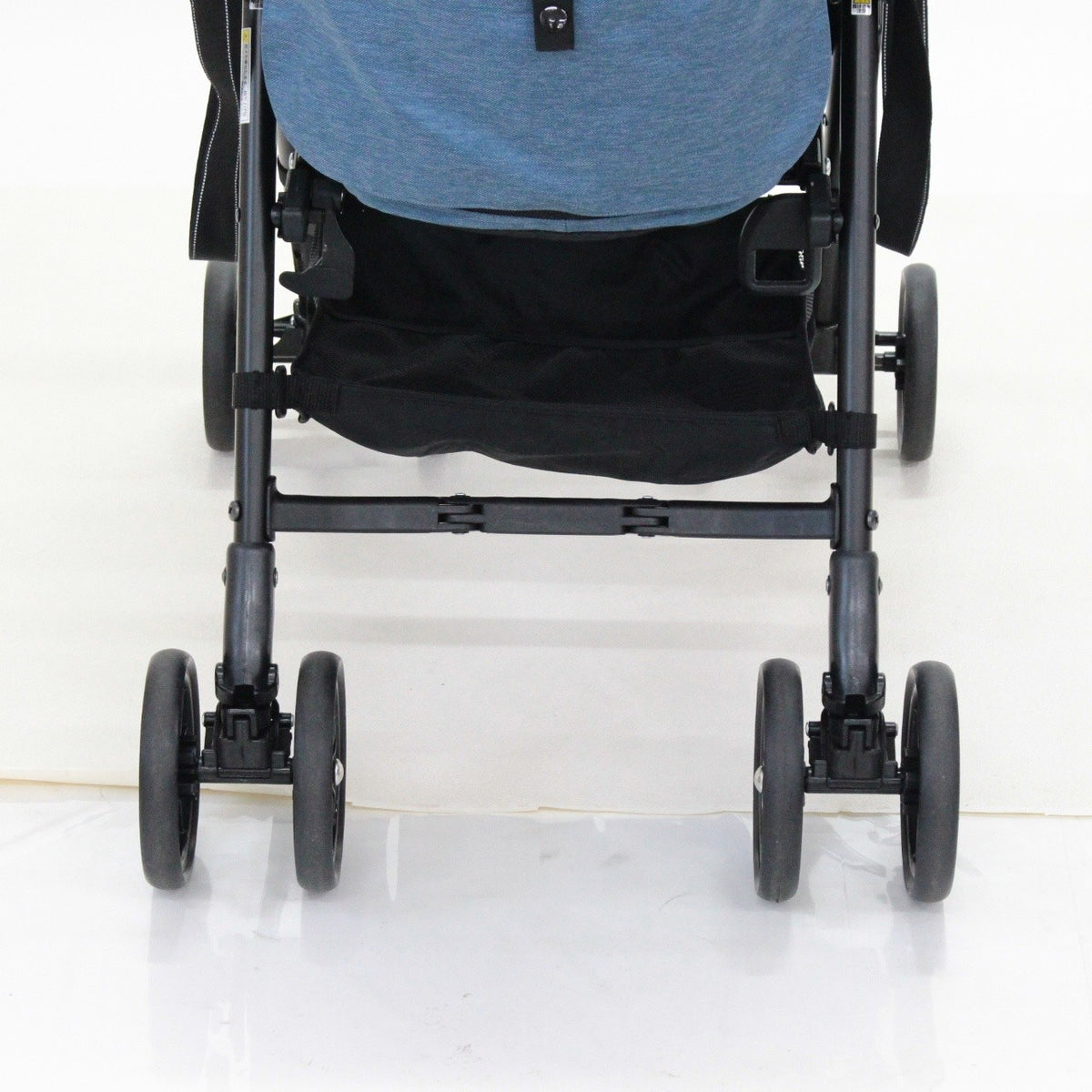 コンビ ペット用カート ミリミリEG ロング デニムブルー　4972990175852   整備済みアウトレット品 [良い(B)]