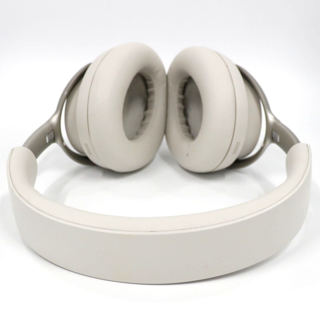 [中古(C)] Bose QuietComfort Ultra Headphones ワイヤレスヘッドホン qc-ultra-headphones-ws ホワイトスモーク[可]