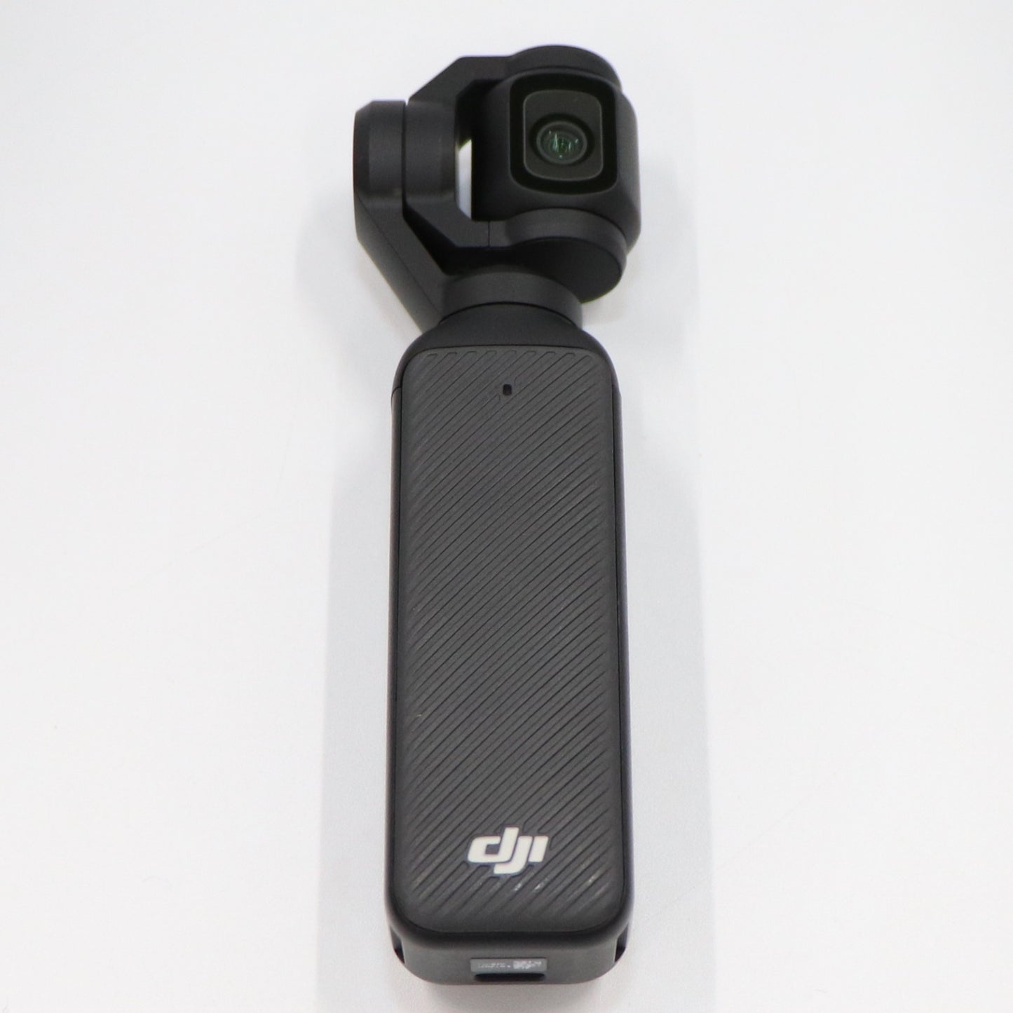 [中古(A)] [標準付属品のみ]DJI Osmo Pocket 3 (オズモポケット3) 3軸スタビライザー搭載 ハンドヘルドカメラ ビデオカメラ [非常に良い]