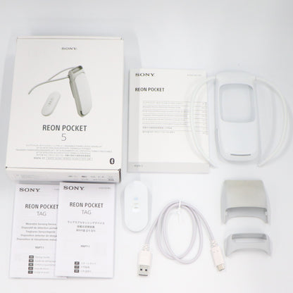 [中古(C)]SONY(ソニー） REON POCKET 5(レオンポケット) RNPK-5 ウェアラブルクーラー rnpk-5　[可]