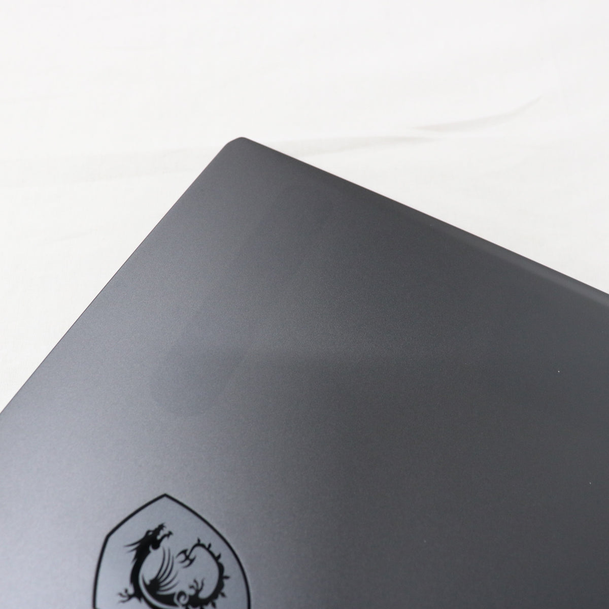 MSI(エムエスアイ) Vector-GP68HX-12VH-779JP (Core i9-12900HX /GeForce GTX4080/16型/16GB/M.2 SSD 1TB/240Hz) ゲーミングノートパソコン vector-gp68hx-12vh-779   整備済みアウトレット品 [中古(C)]