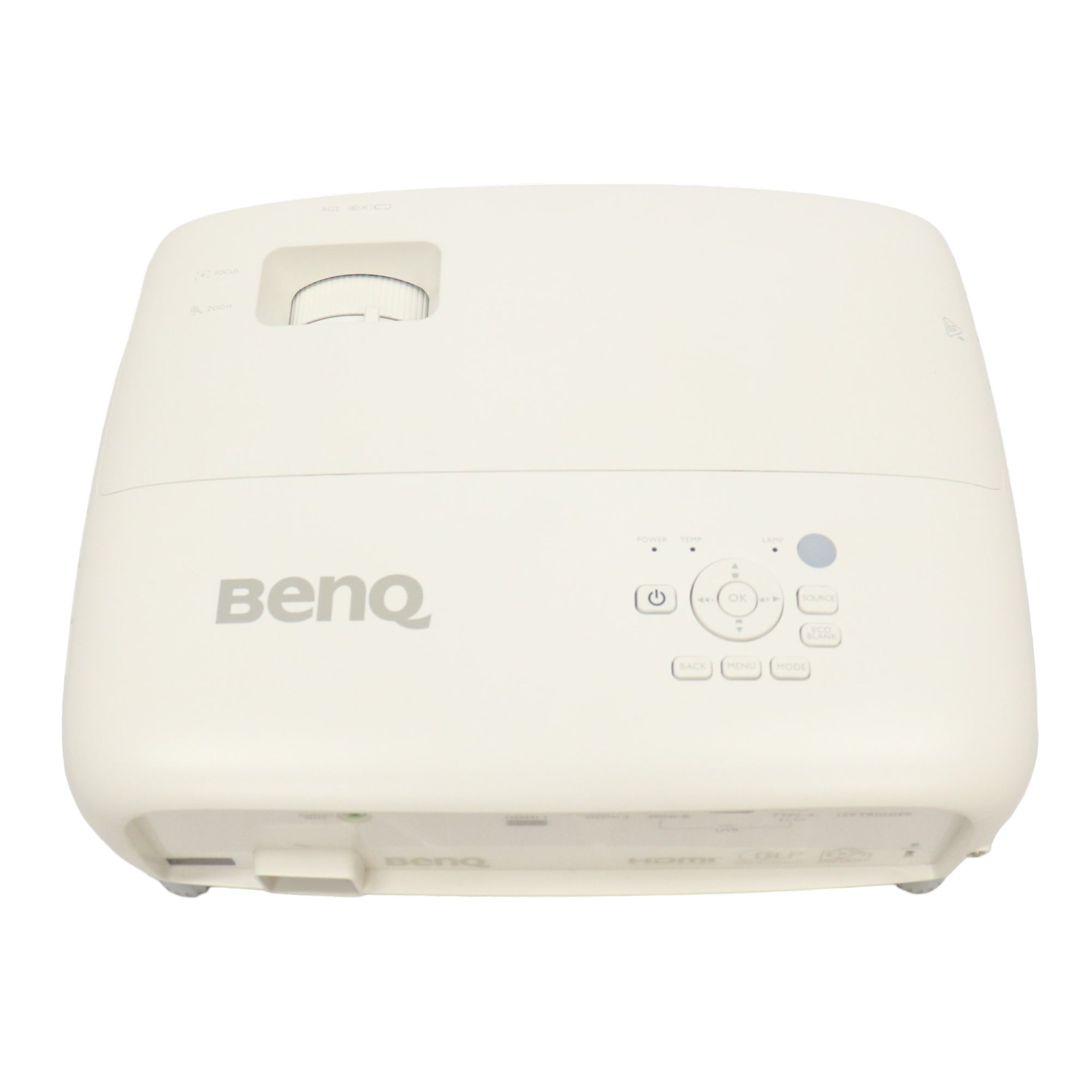 BenQ／ホームシネマプロジェクター TK800 スポーツも映画鑑賞もまるごと楽しむ。BenQの4Kプロジェクター「TK800