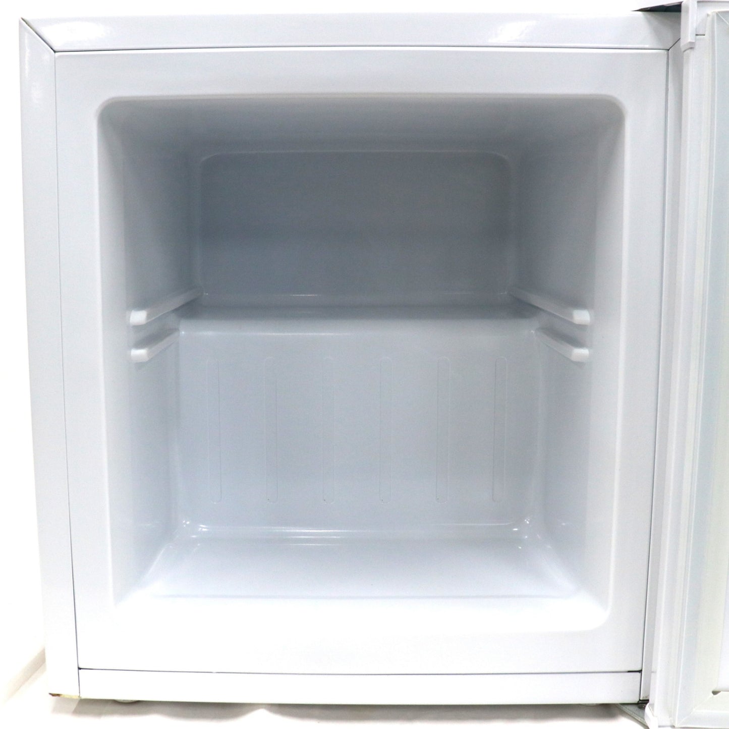 レンティオ 小型冷凍庫 32L 1ドア RN-FZ32 rn-fz32-wh-fl  ホワイト 整備済みアウトレット品 [中古(C)]