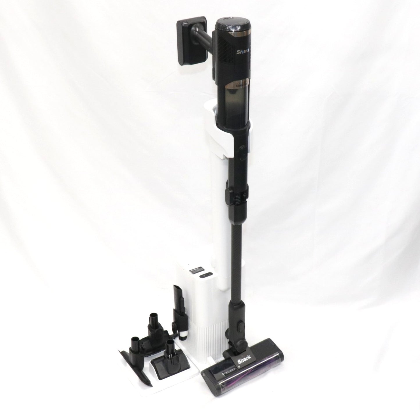 [中古(C)] Shark CleanSense iQ+ コードレススティッククリーナー IW3241J iw3241j-bk iw3241j-bk　[可]