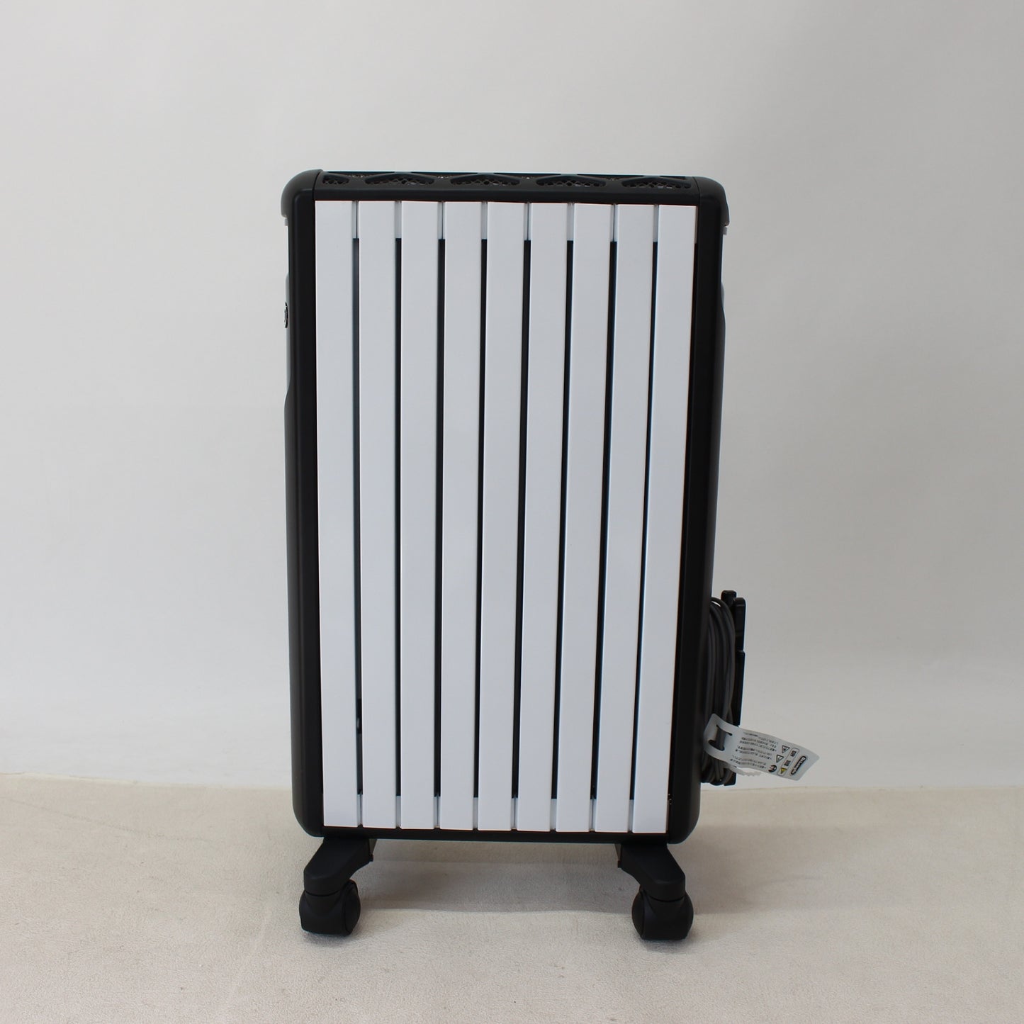 [中古(C)]  [2017年発売モデル] デロンギ マルチダイナミックヒーター MDH12-BK 1200W (暖房目安 8～10畳) mdh12-bk-l　[可]