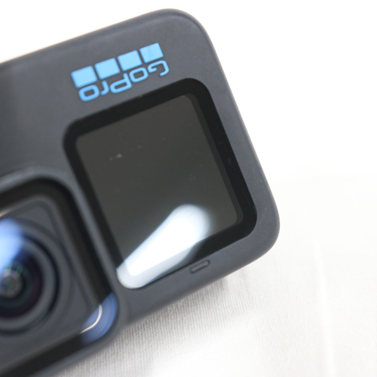 GoPro HERO11 Black hero11-black アクションカメラ アクセサリーセット hero11-black   整備済みアウトレット品 [中古(C)]