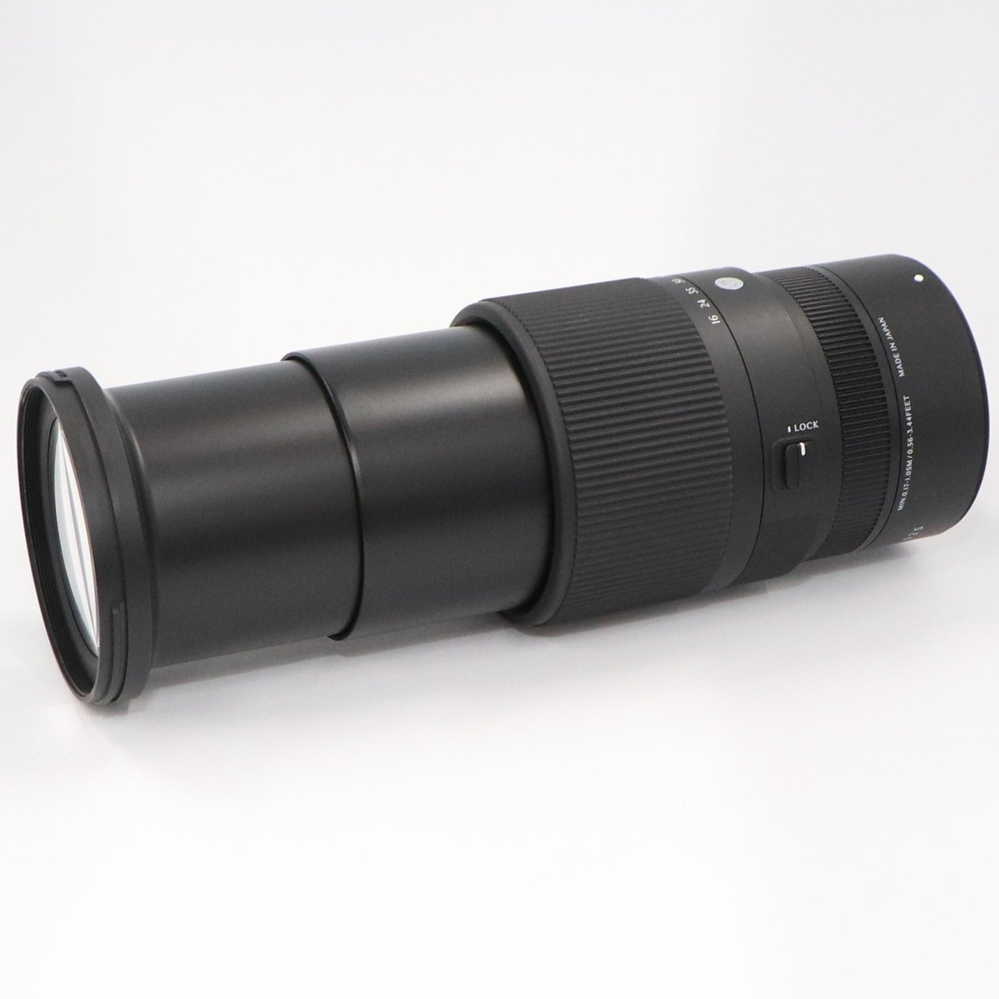 シグマ Contemporary 16-300mm F3.5-6.7 DC OS 高倍率ズームレンズ (CANON RFマウント用)　16-300mm-f35-67-dc-os-rf   整備済みアウトレット品 [中古(A)]