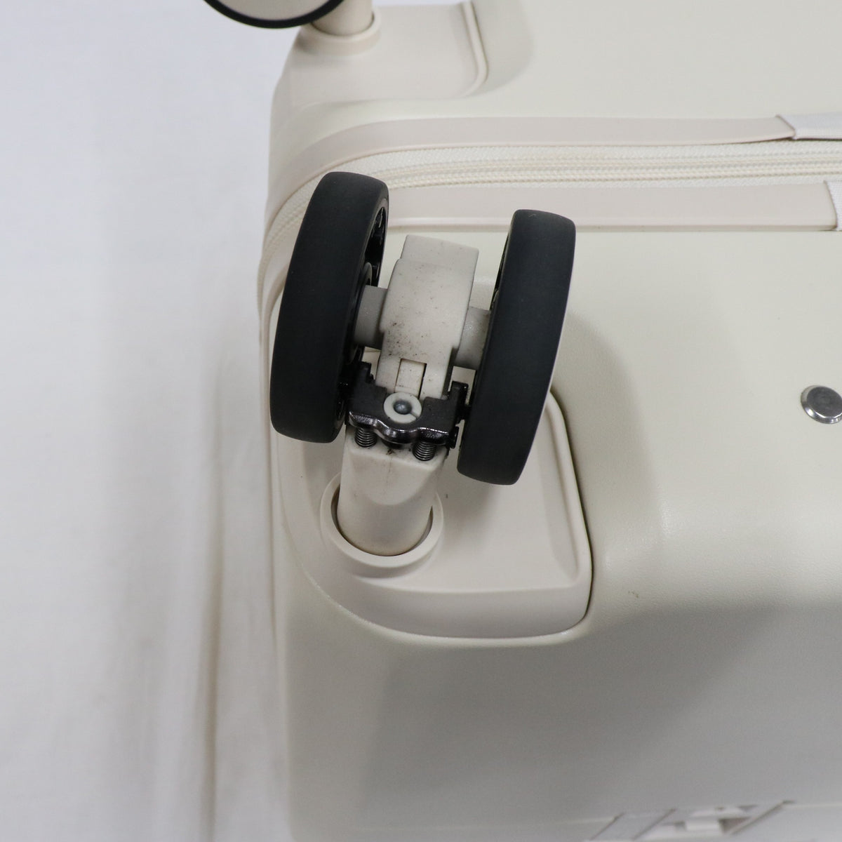 [1-3泊向けサイズ]LEGEND WALKER co5902 co-Trip ことりっぷ 24L ハードスーツケース　co5902-38-iv  アイボリー 整備済みアウトレット品 [中古(C)]