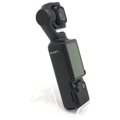 [中古(B)] DJI Osmo Pocket 3 Creator Combo 3軸スタビライザー搭載 ポケットジンバルカメラ　osmopocket-3-combo  [良い]