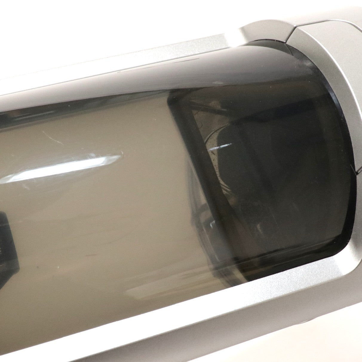 [中古(B)] Shark CleanSense iQ+ コードレススティッククリーナー IW3241J iw3241j-sl ライトチタニウム [良い]