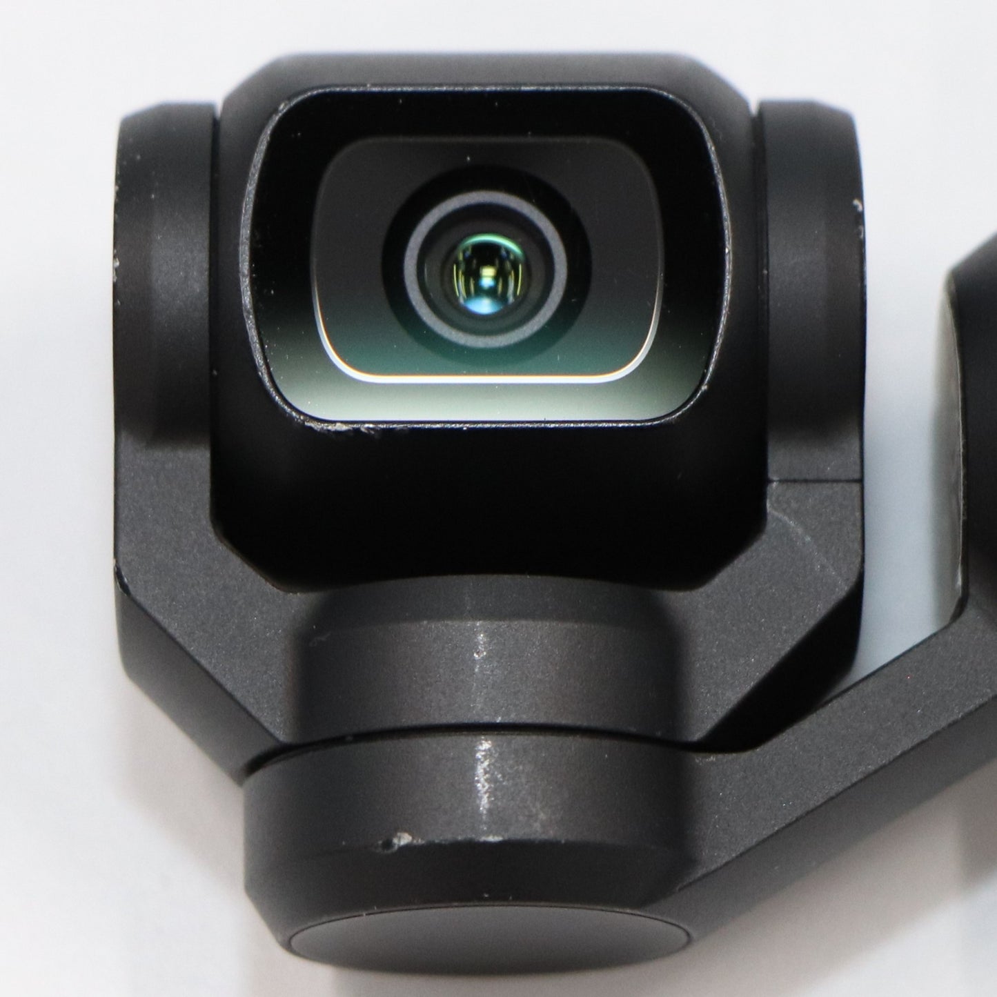 [中古(C)]DJI Osmo Pocket 3 Creator Combo 3軸スタビライザー搭載 ポケットジンバルカメラ osmopocket-3-combo　[可]