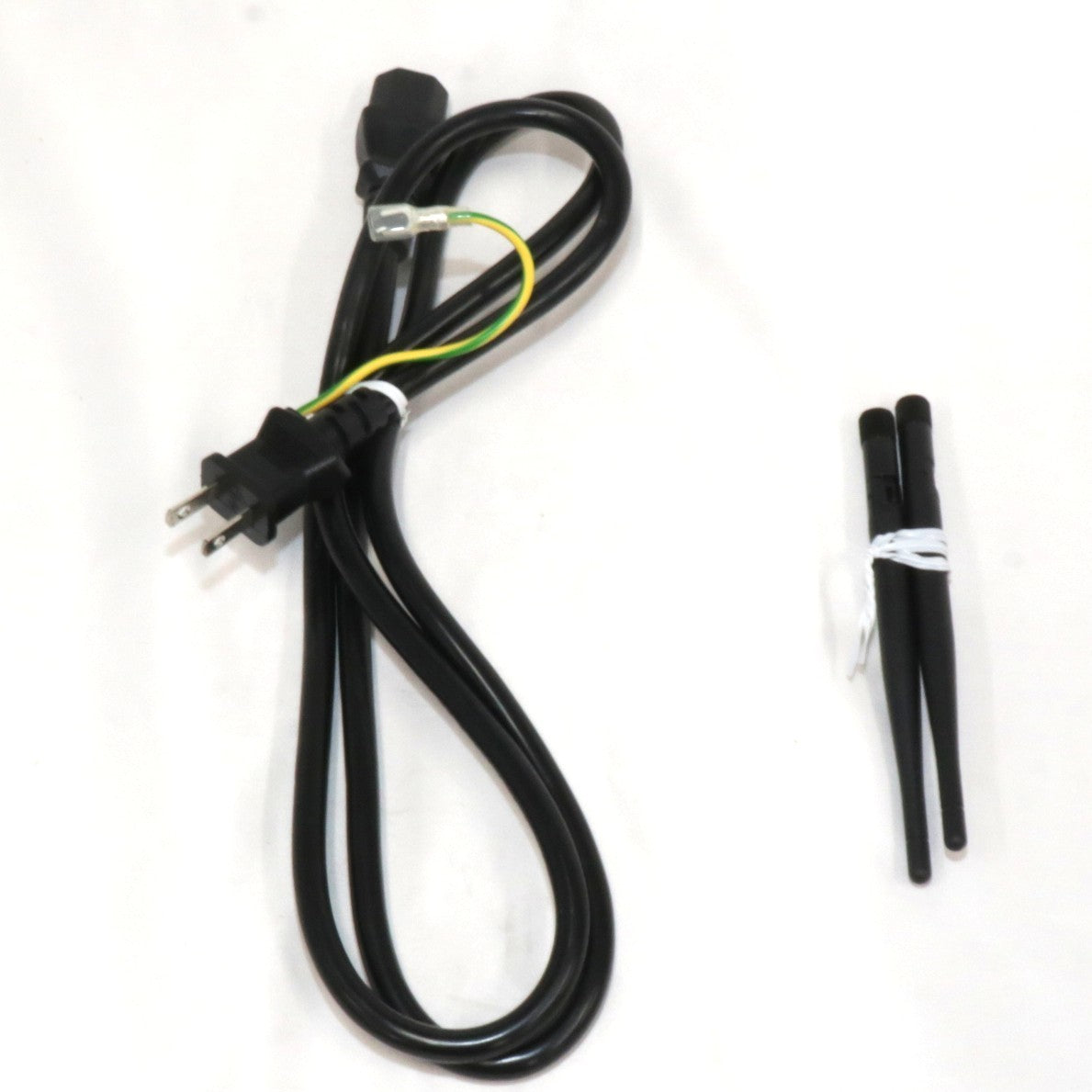 [ジャンク] ルックテックPC GAMEMAN ALBA (Core i7 14700KF/GeForce RTX 4070 SUPER/32GB/1TB M.2 NVMe Gen4 SSD) ホワイト ゲーミングデスクトップパソコン  gameman-alba [難あり(D)]