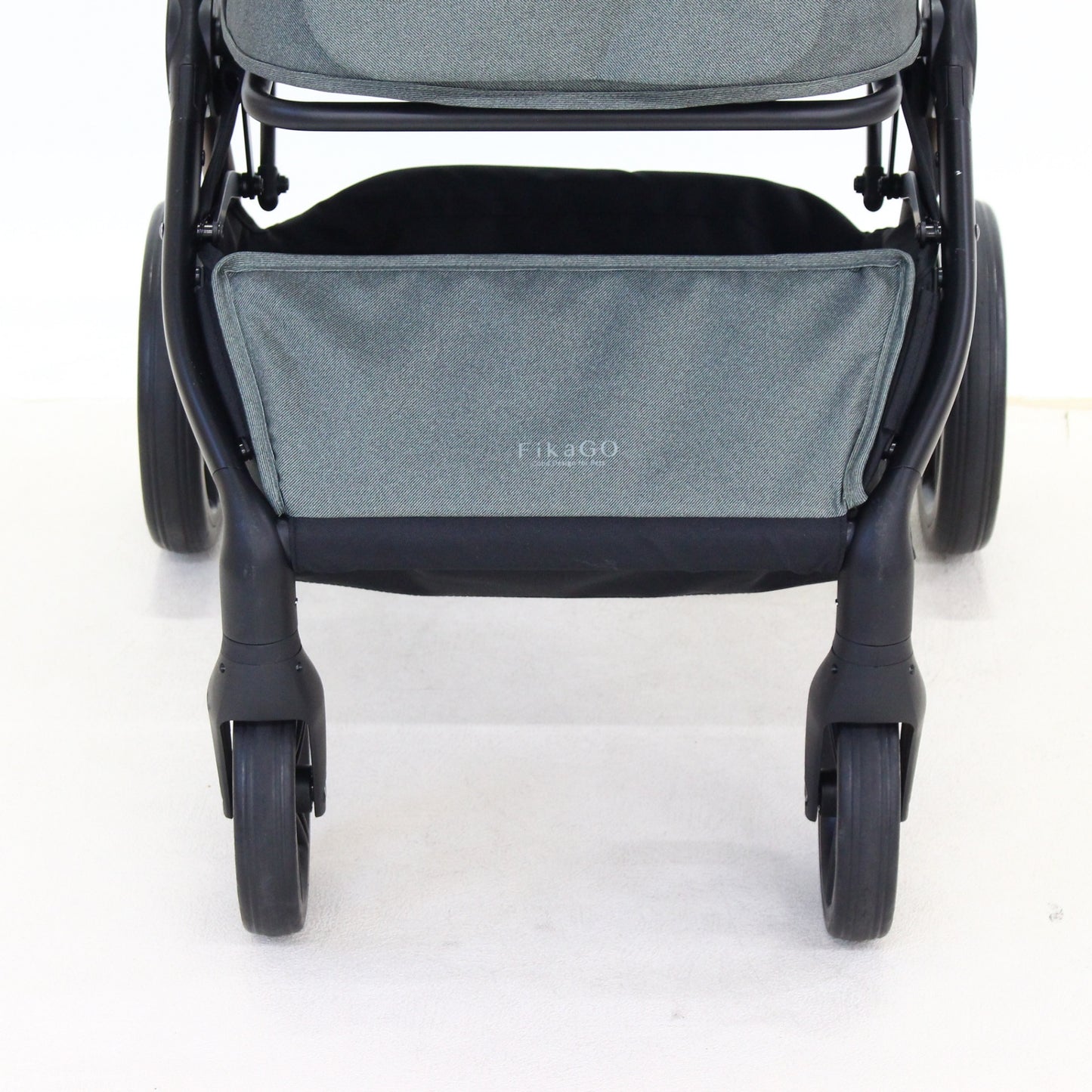 コンビ ペット用カートフィカゴー アジャイル ツー　4711233392553  ヴィンテージグリーン 整備済みアウトレット品 [中古(C)]