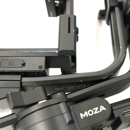 MOZA 一眼レフ/ミラーレスカメラ用ジンバル MOZA AirCross 3 moza-air-cross3   整備済みアウトレット品 [良い(B)]