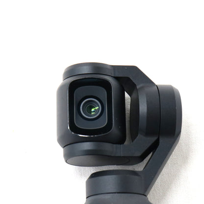 DJI Osmo Pocket 4 Creator Combo 3軸スタビライザー搭載 ポケットジンバルカメラ osmopocket-4-combo   整備済みアウトレット品 [良い(B)]
