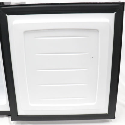 [中古(C)] [32L]レンティオ 小型冷凍庫 1ドア セカンド冷凍庫 RN-FZ32　rn-fz32-bk ブラックrn-fz32-bk　[可]