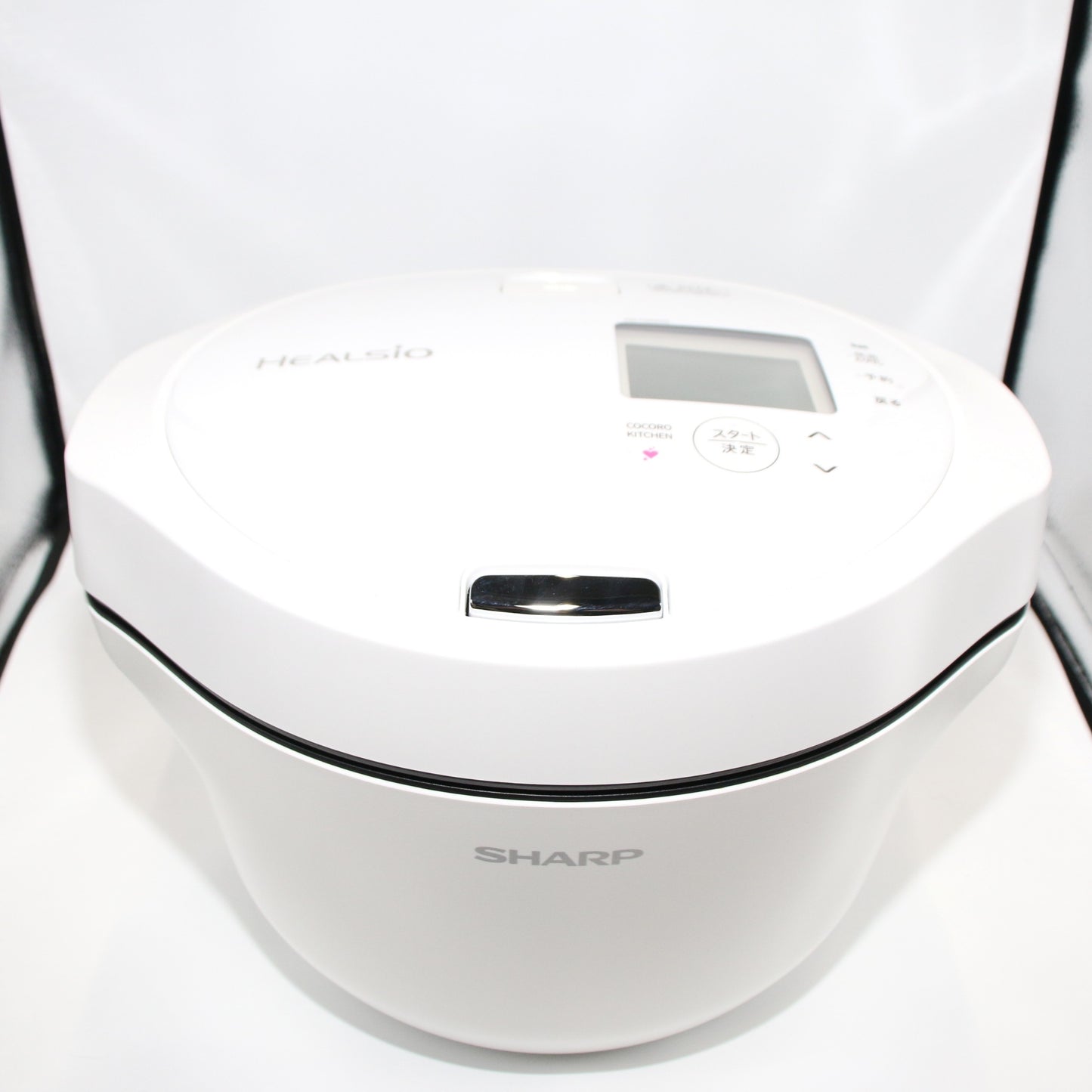 シャープ ヘルシオ ホットクック KN-HW24G 2〜6人用 2.4L容量　kn-hw24g-w  ホワイト 整備済みアウトレット品 [中古(C)]