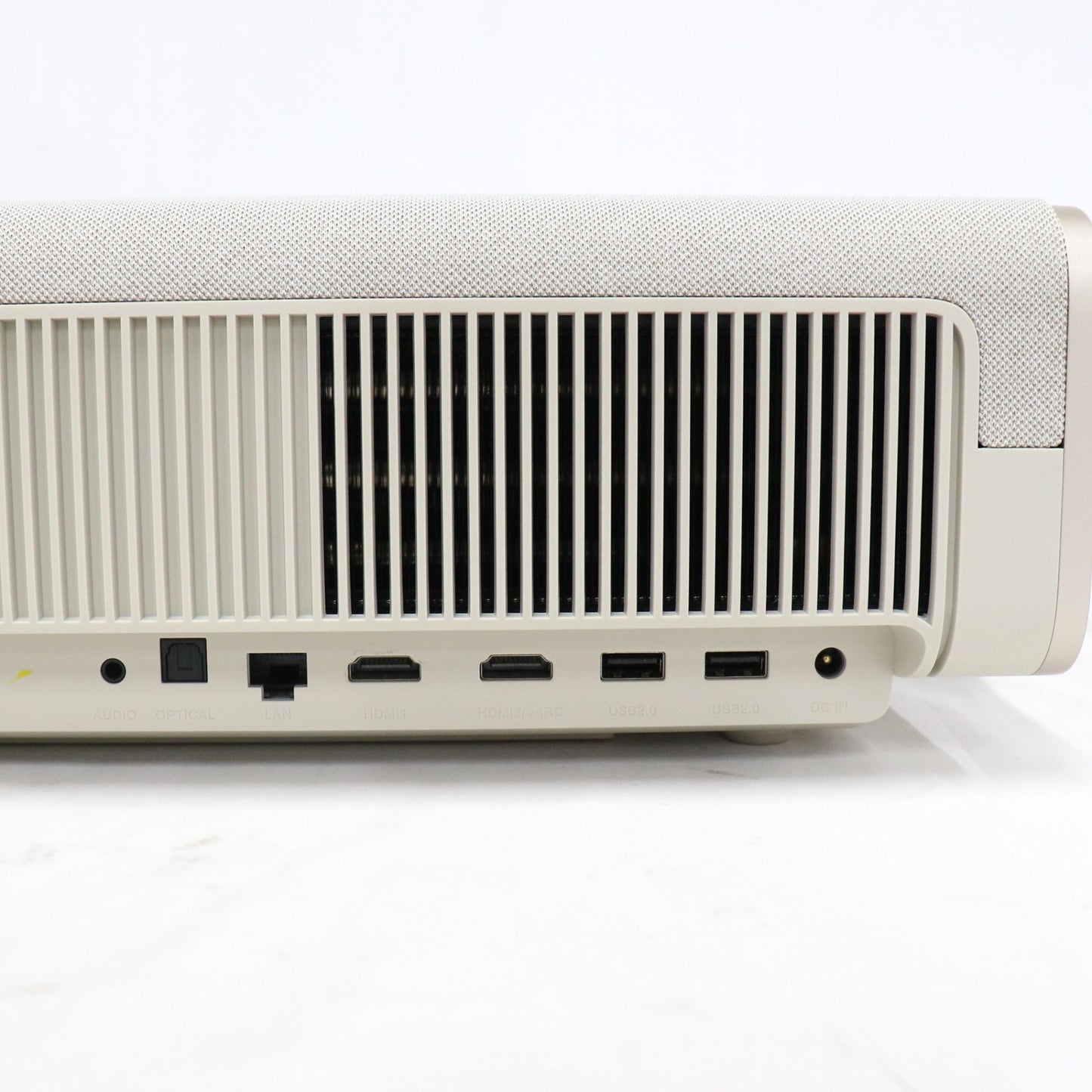 [中古(C)] Aladdin Marca 超短焦点プロジェクター gmn-002337  [可]
