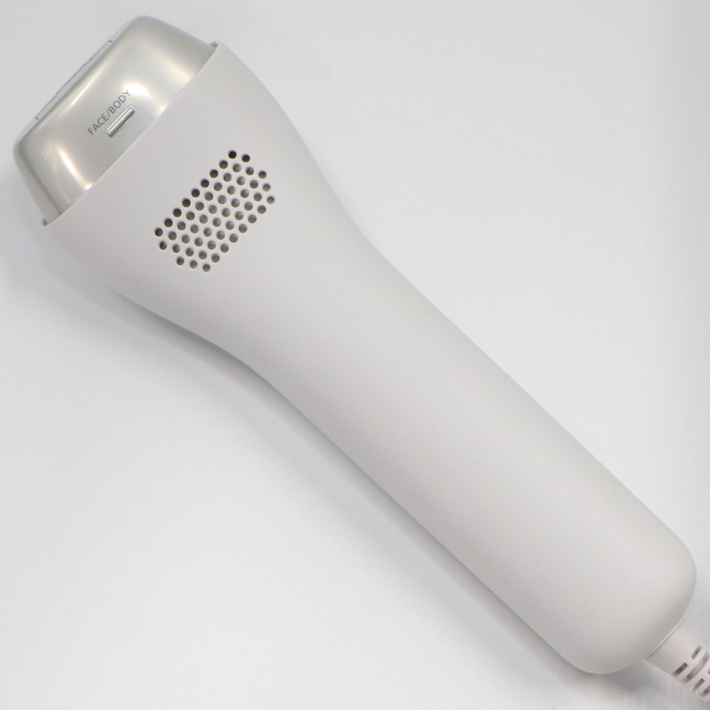 [中古(C)] パナソニック 光美容器 光エステ＜ボディ＆フェイス用＞スムースエピ ES-WG0A es-wg0a  [可]