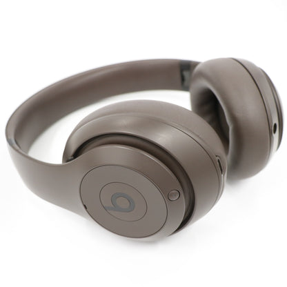 [中古(C)] Beats Studio Pro ワイヤレスノイズキャンセリングヘッドフォン studiopro-db ディープブラウン[可]